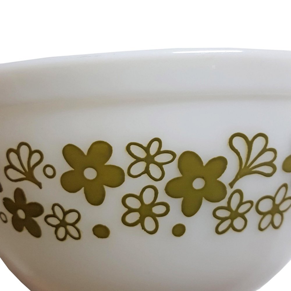 Pyrex Vintage Pattern Mixing Bowls or Baking Dish - Picture 6 of 7